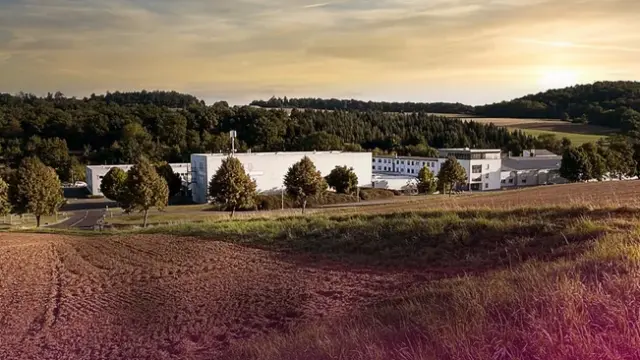 2025-08_ROE_Instagram_Von-Laubach-in-die-Welt_Bild