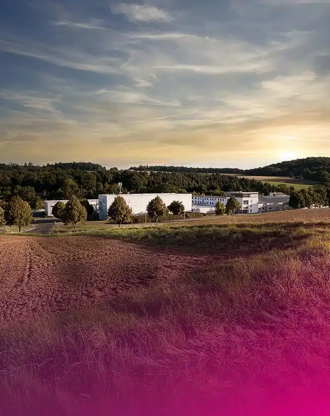 2025-08_ROE_Instagram_Von-Laubach-in-die-Welt_Bild